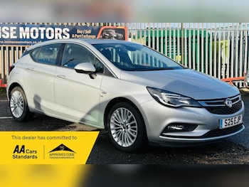 Used Vauxhall Astra 2018 for sale - 77144603: Photo