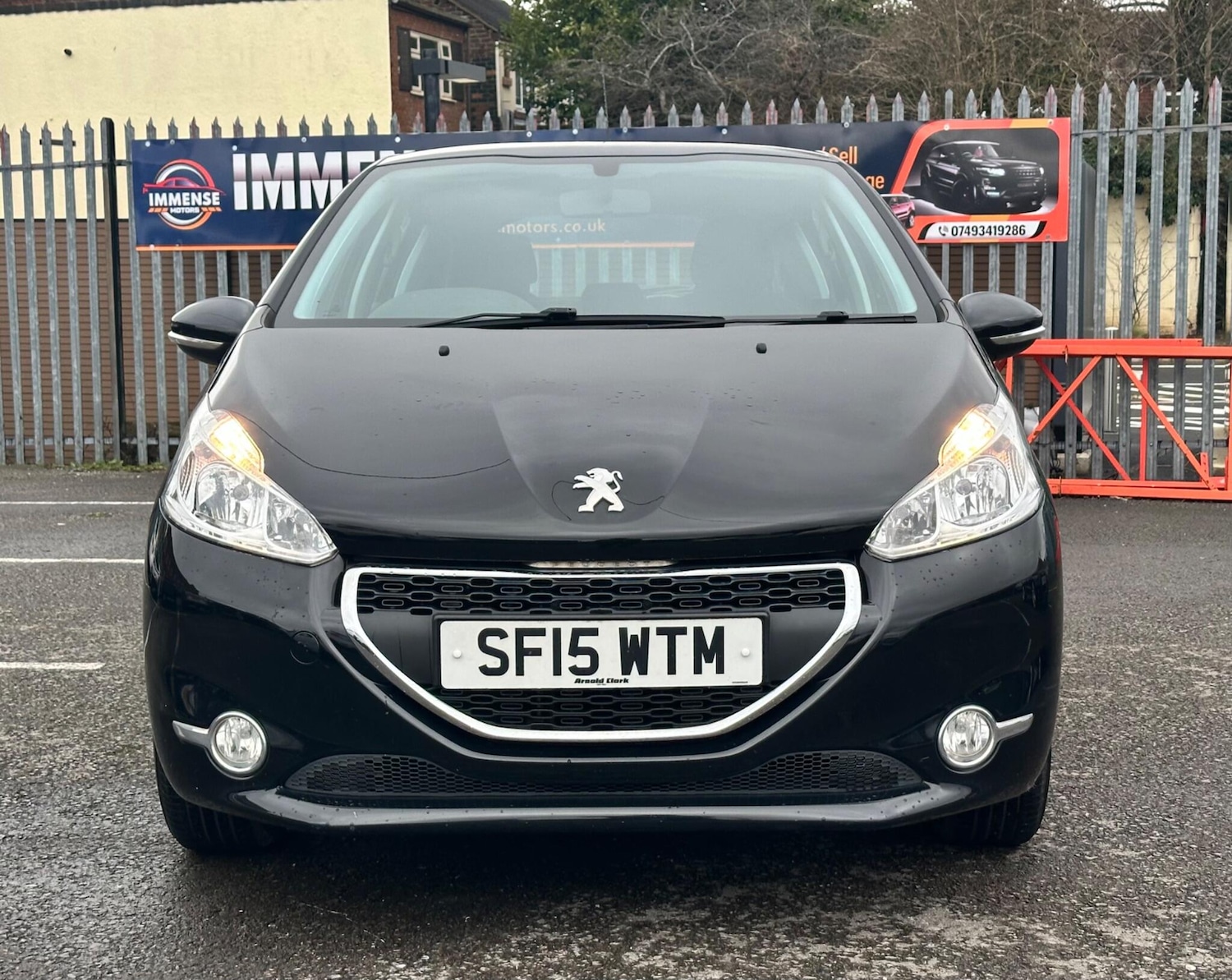 Used Peugeot 208 for sale - 77484358: Photo 2
