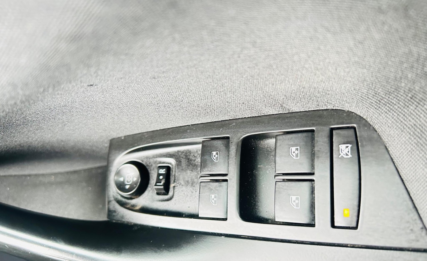 Used Vauxhall Astra 2016 for sale - 77330856: Photo 30