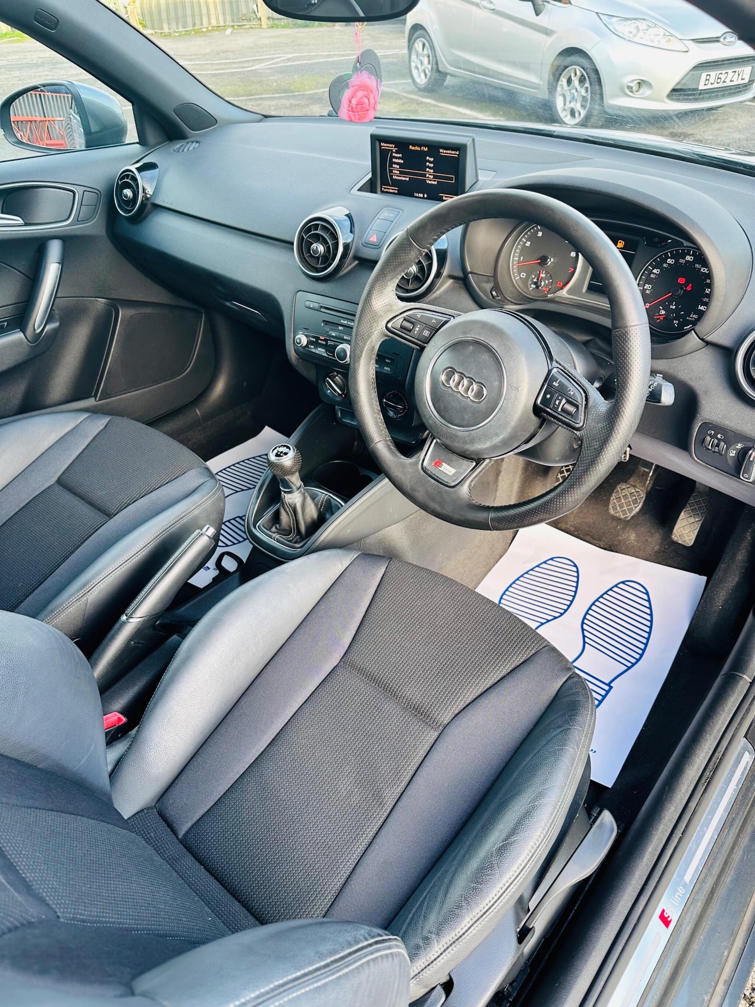 Used Audi A1 2011 for sale - 77359112: Photo 15