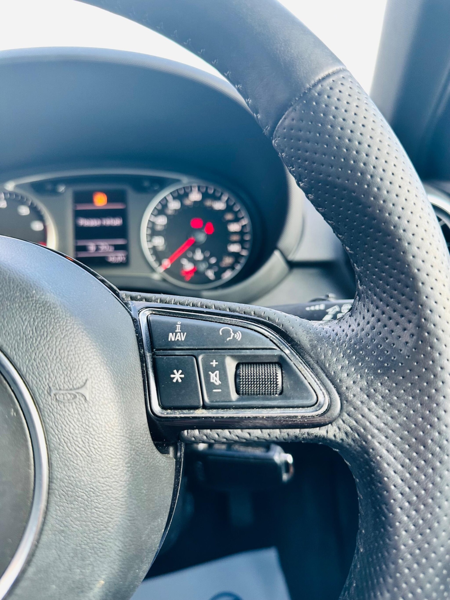 Used Audi A1 2011 for sale - 77359112: Photo 31