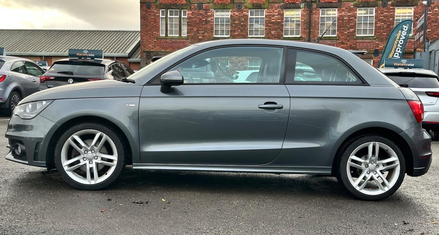 Used Audi A1 2011 for sale - 77359112: Photo 8