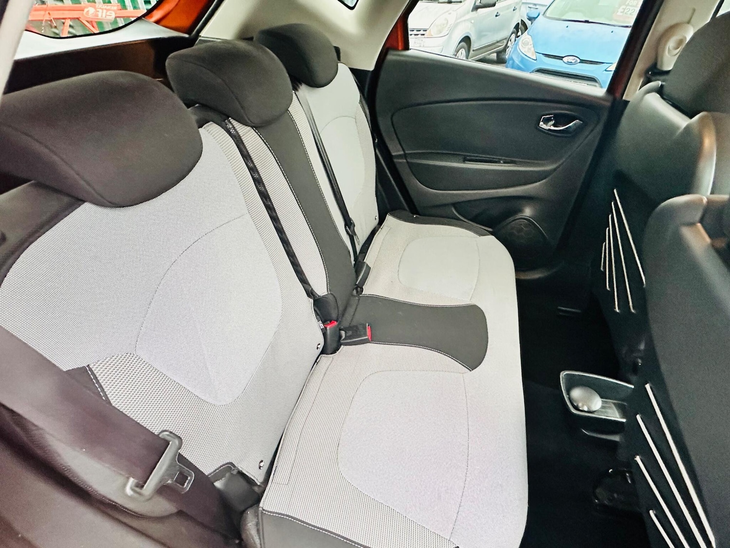 Used Renault Captur 2014 for sale - 77143960: Photo 14