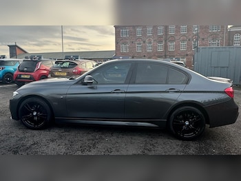 Used BMW 3 Series 2015 for sale - 77143059: Photo