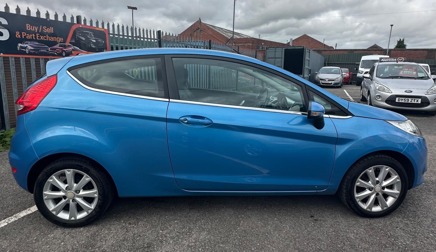 Used Ford Fiesta 2009 for sale - 77143681: Photo 9