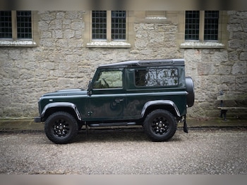 Used Land Rover Defender 90 2015 for sale - 79106177: Photo