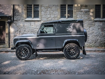Used Land Rover Defender 2015 for sale - 79189091: Photo