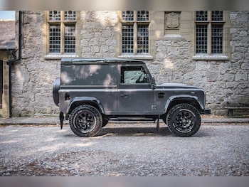 Used Land Rover Defender 2015 for sale - 79189091: Photo