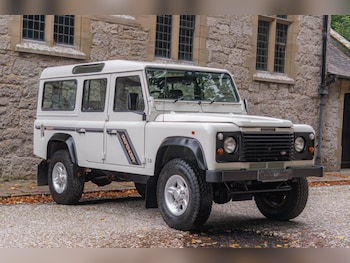 Used Land Rover Defender 110 1997 for sale - 79106208: Photo