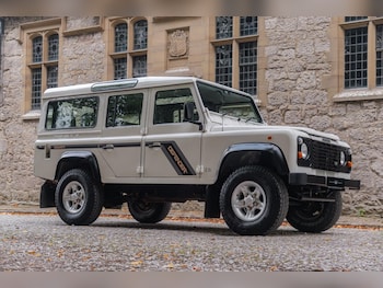 Used Land Rover Defender 110 1997 for sale - 79106208: Photo