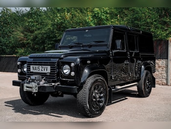 Used Land Rover Defender 110 2015 for sale - 79106222: Photo