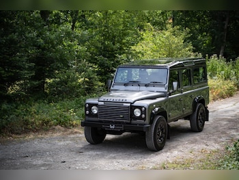 Used Land Rover Defender 2010 for sale - 79328912: Photo