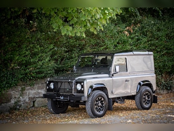 Used Land Rover Defender 2009 for sale - 79328657: Photo