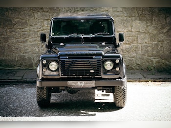 Used Land Rover Defender 90 2015 for sale - 79107025: Photo