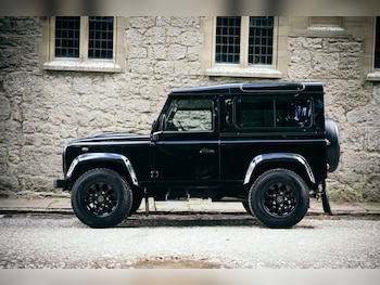 Used Land Rover Defender 90 2015 for sale - 79107025: Photo