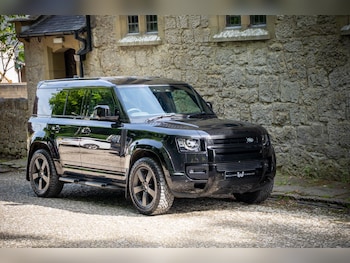 Used Land Rover Defender 110 2024 for sale - 79106236: Photo