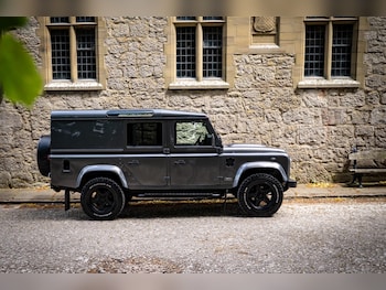 Used Land Rover Defender 2016 for sale - 79117007: Photo