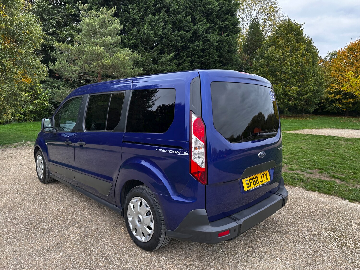 Used Ford Grand Tourneo Connect 2018 for sale - 76331157: Photo 14