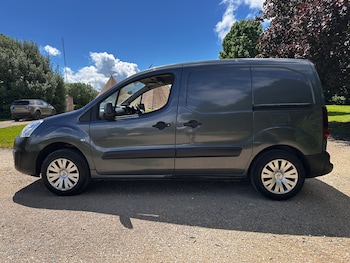 Used Citroen Berlingo 2015 for sale - 78835010: Photo