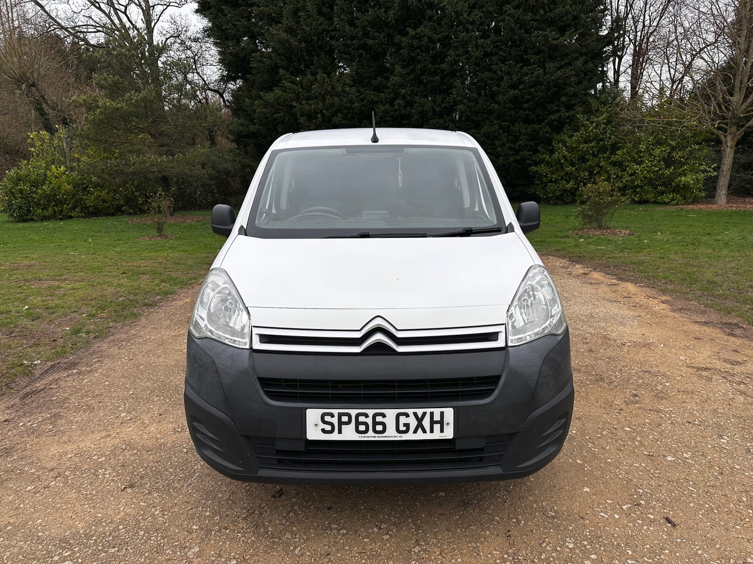 Used Citroen Berlingo 2016 for sale - 77650082: Photo 2