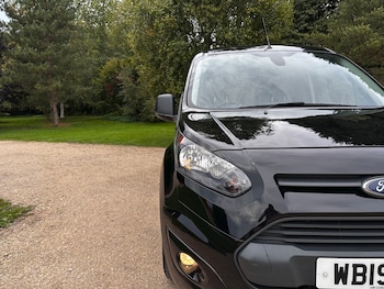 Used Ford Grand Tourneo Connect 2019 for sale - 76180851: Photo 4