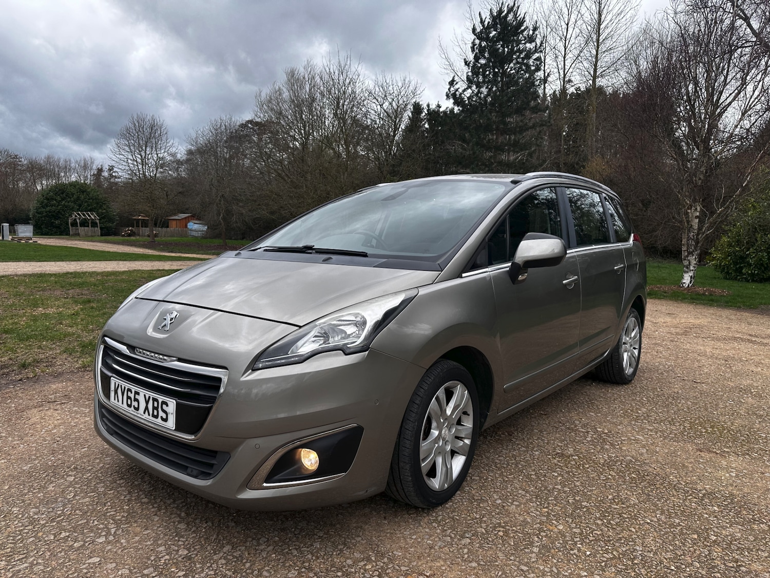 Used Peugeot 5008 2015 for sale - 77729139: Photo 3