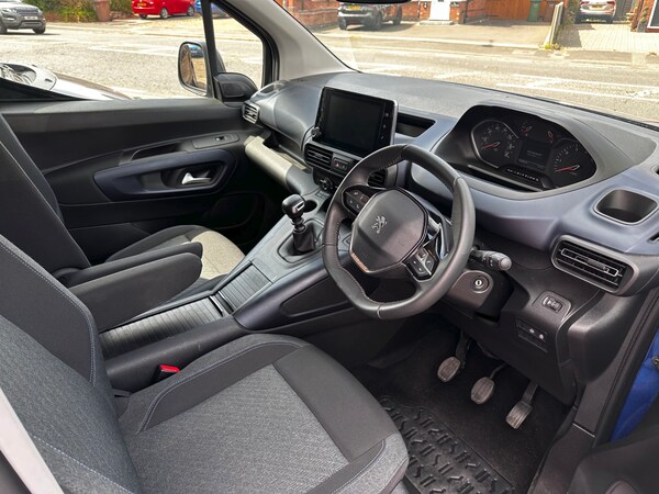 Used Peugeot Rifter 2022 for sale - 75545094: Photo 11