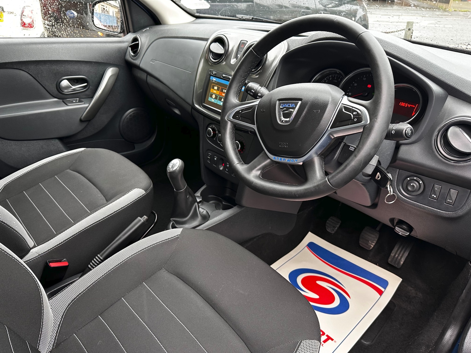 Used Dacia Sandero Stepway 2019 for sale - 76982944: Photo 9