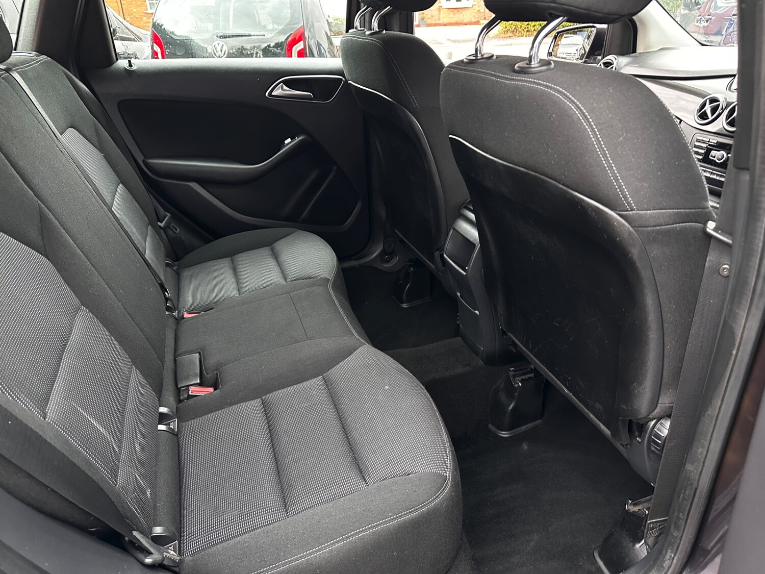 Used Mercedes-Benz B Class 2014 for sale - 76598785: Photo 11