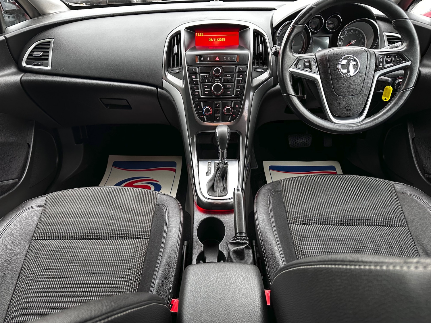 Used Vauxhall Astra 2013 for sale - 76598529: Photo 15