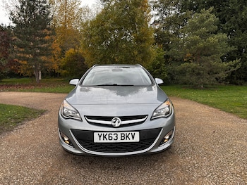 Used Vauxhall Astra 2013 for sale - 76598529: Photo