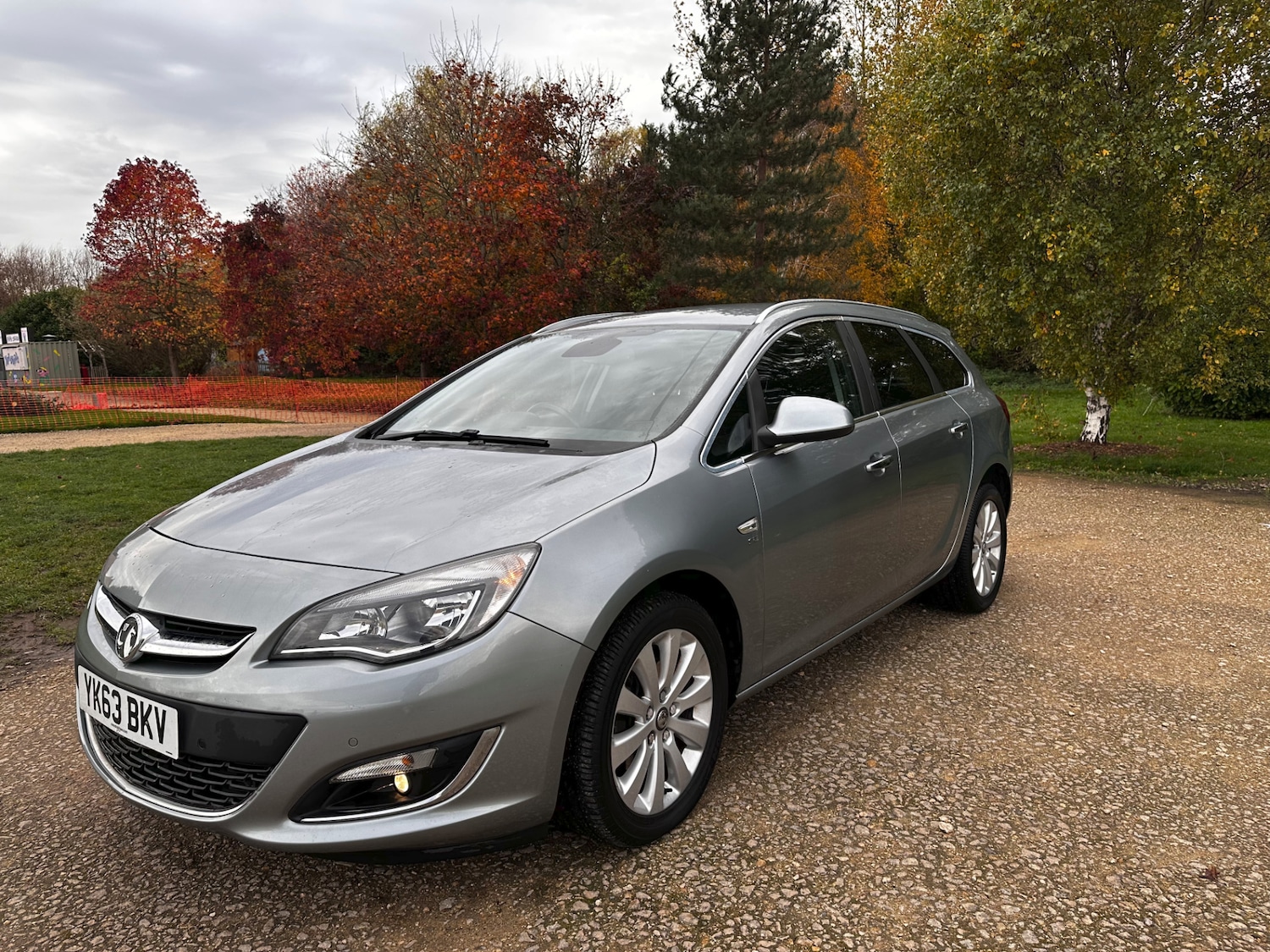 Used Vauxhall Astra 2013 for sale - 76598529: Photo 3