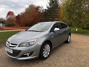 Used Vauxhall Astra 2013 for sale - 76598529: Photo