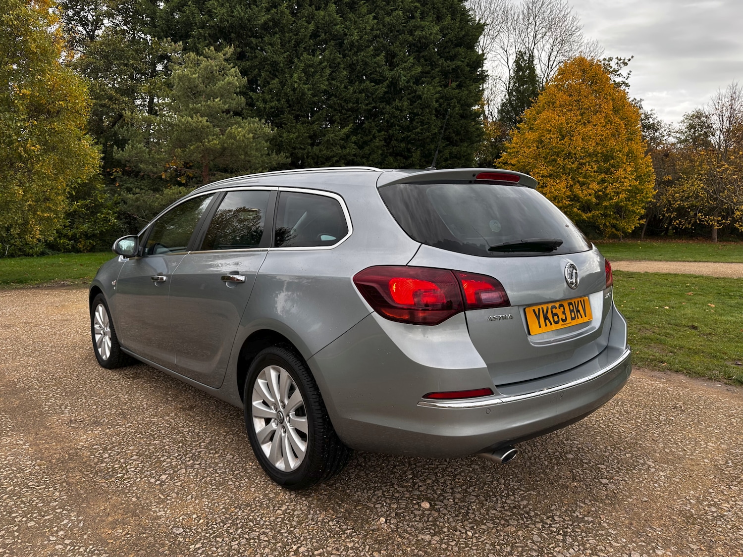 Used Vauxhall Astra 2013 for sale - 76598529: Photo 4