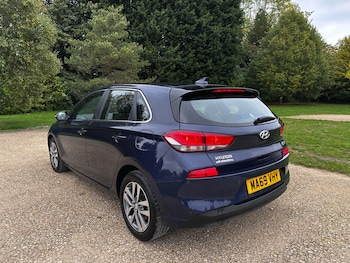 Used Hyundai i30 2019 for sale - 76220493: Photo 4
