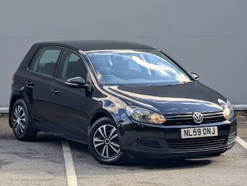 Volkswagen - Golf
