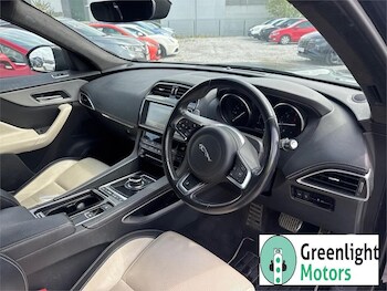 Used Jaguar F-Pace 2020 for sale - 75838725: Photo