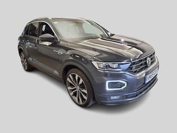 Used Volkswagen T-Roc 2019 for sale - 75600471: Photo
