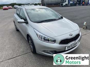 2015 (15) - 1.6 CRDi 4 EcoDynamics 5dr