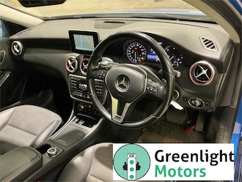 Used Mercedes-Benz A-Class 2015 for sale - 75658646: Photo