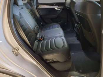 Used Volkswagen Touareg 2019 for sale - 74848438: Photo