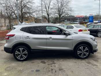 Used Nissan Qashqai 2017 for sale - 73812374: Photo