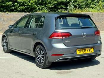 Used Volkswagen Golf 2018 for sale - 75139659: Photo