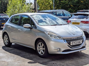 Used Peugeot 208 2013 for sale - 75729780: Photo