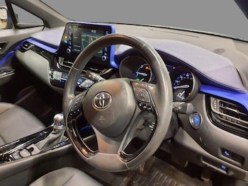 Used Toyota C-HR 2020 for sale - 75563547: Photo