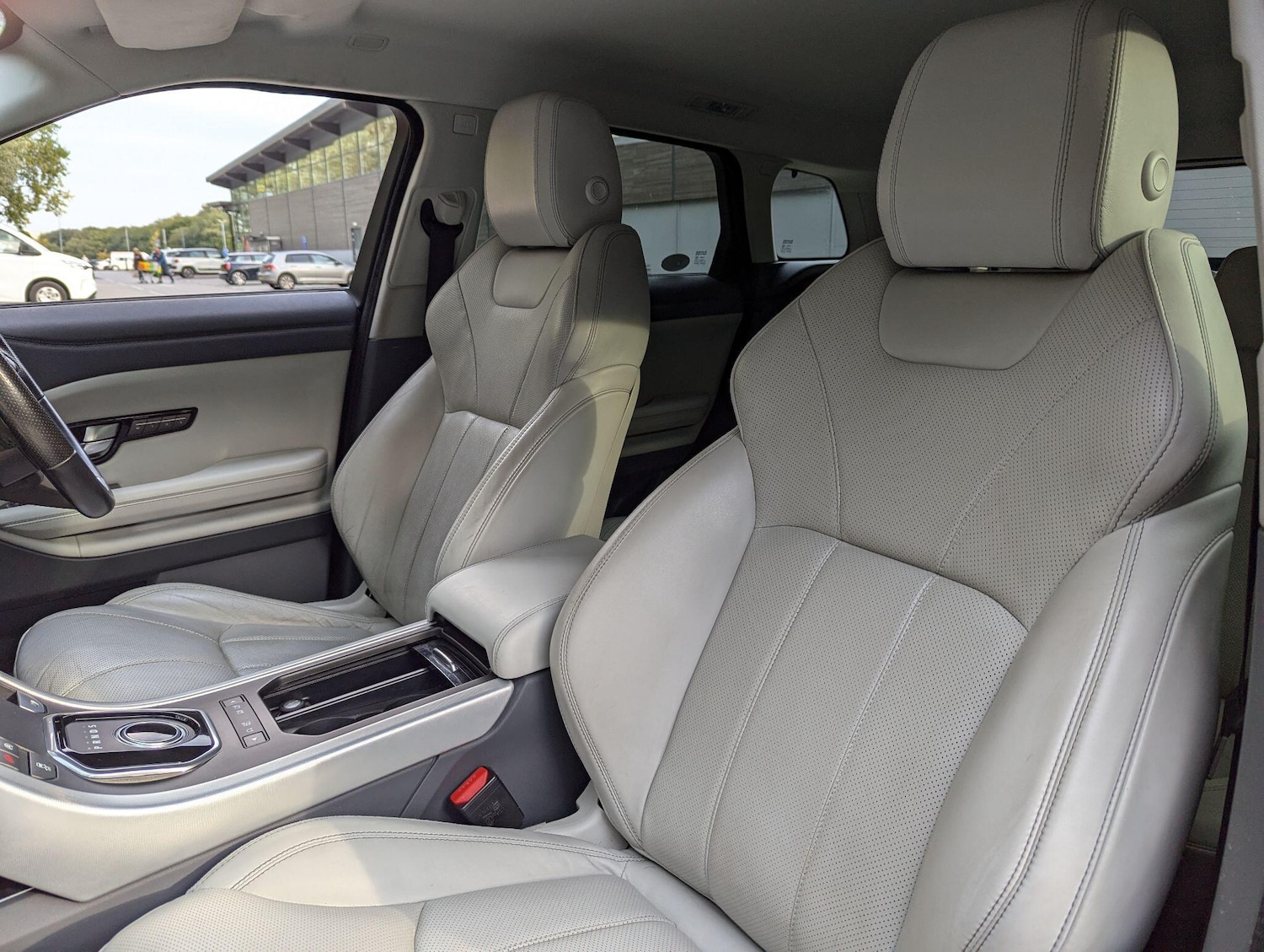 Used Land Rover Range Rover Evoque 2016 for sale - 76151176: Photo 41