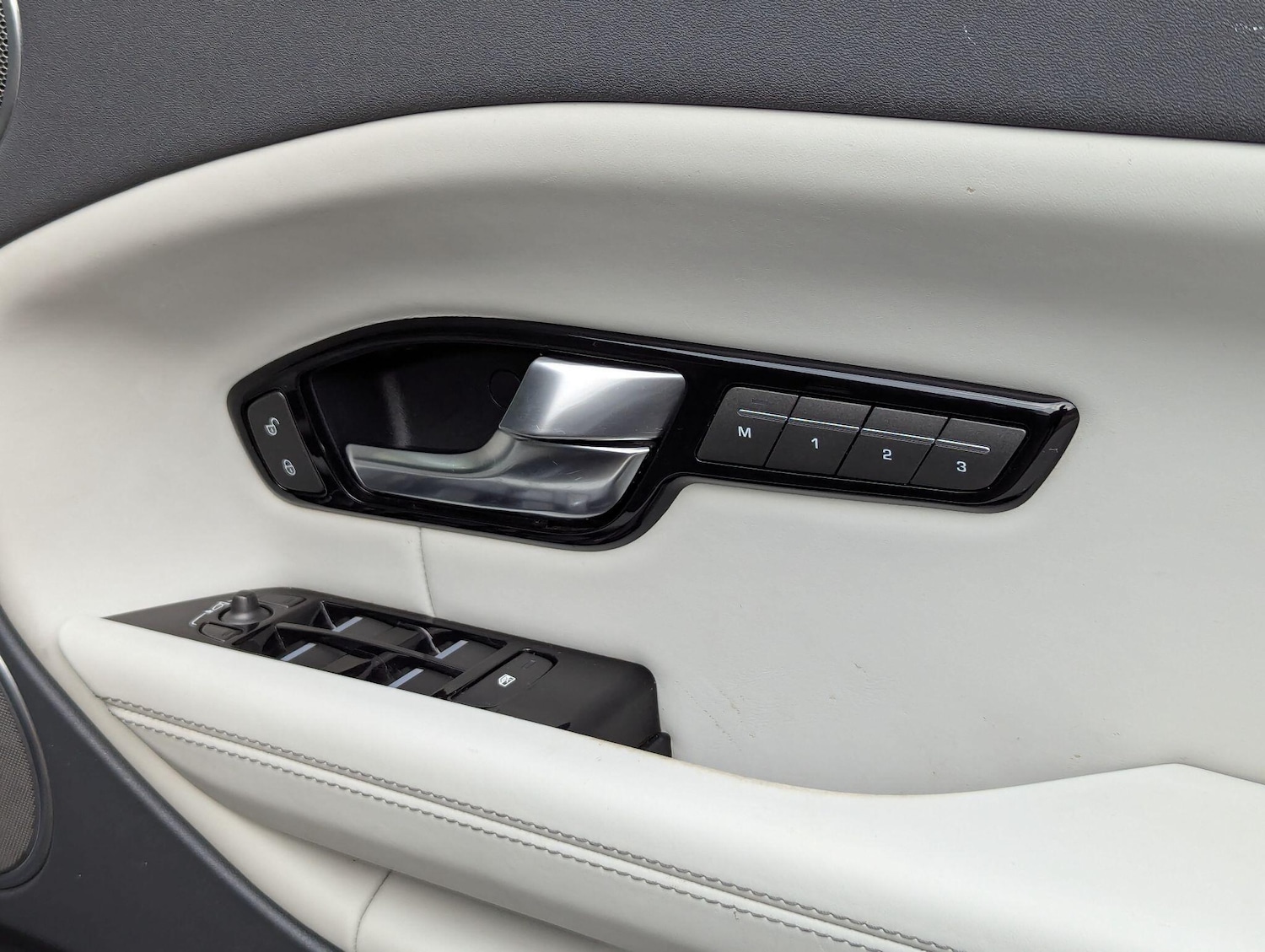 Used Land Rover Range Rover Evoque 2016 for sale - 76151176: Photo 47