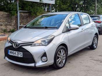Used Toyota Yaris 2015 for sale - 74668312: Photo