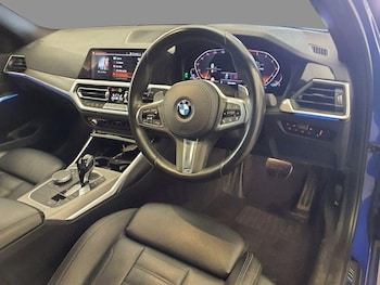Used BMW 3 Series 2019 for sale - 75600197: Photo
