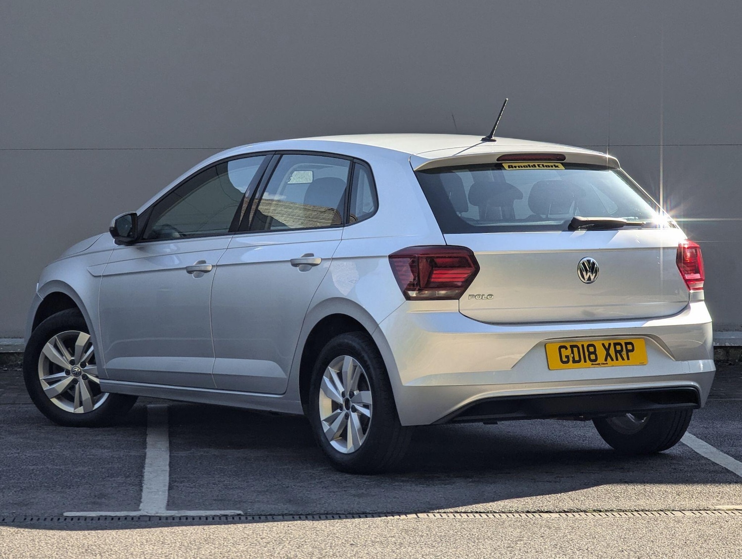 Used Volkswagen Polo 2018 for sale - 76013025: Photo 2